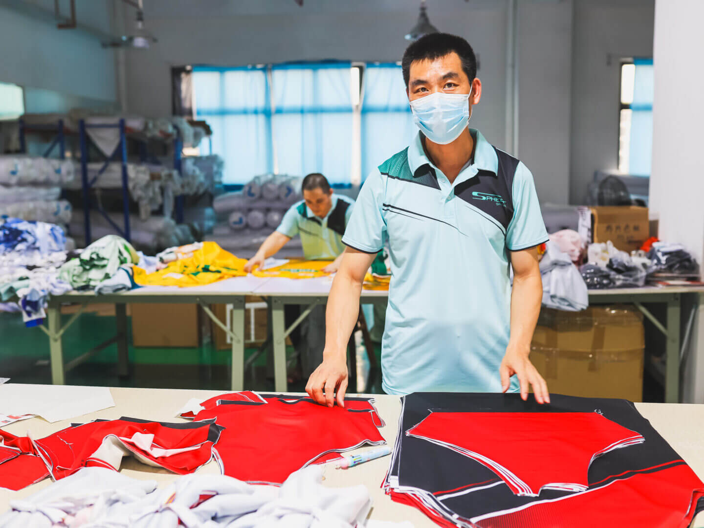 7 Key Features to Look for in a Uniform Manufacturer